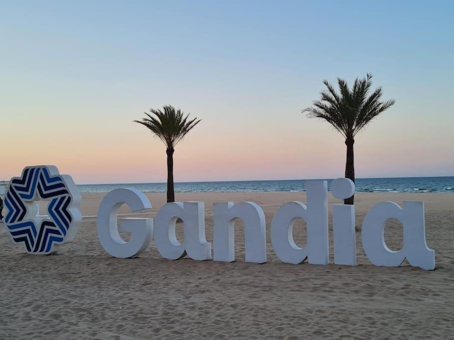 Triplex A 200 Metros De La Playa Apartment Gandia Exterior photo